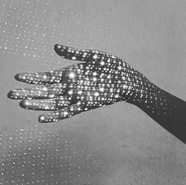 Modern-Day Healing: Holistic Routes to Supercharging Skin and Soul